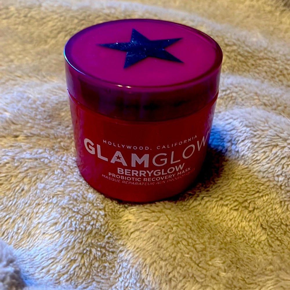 Glam Glow probiotic recovery mask!